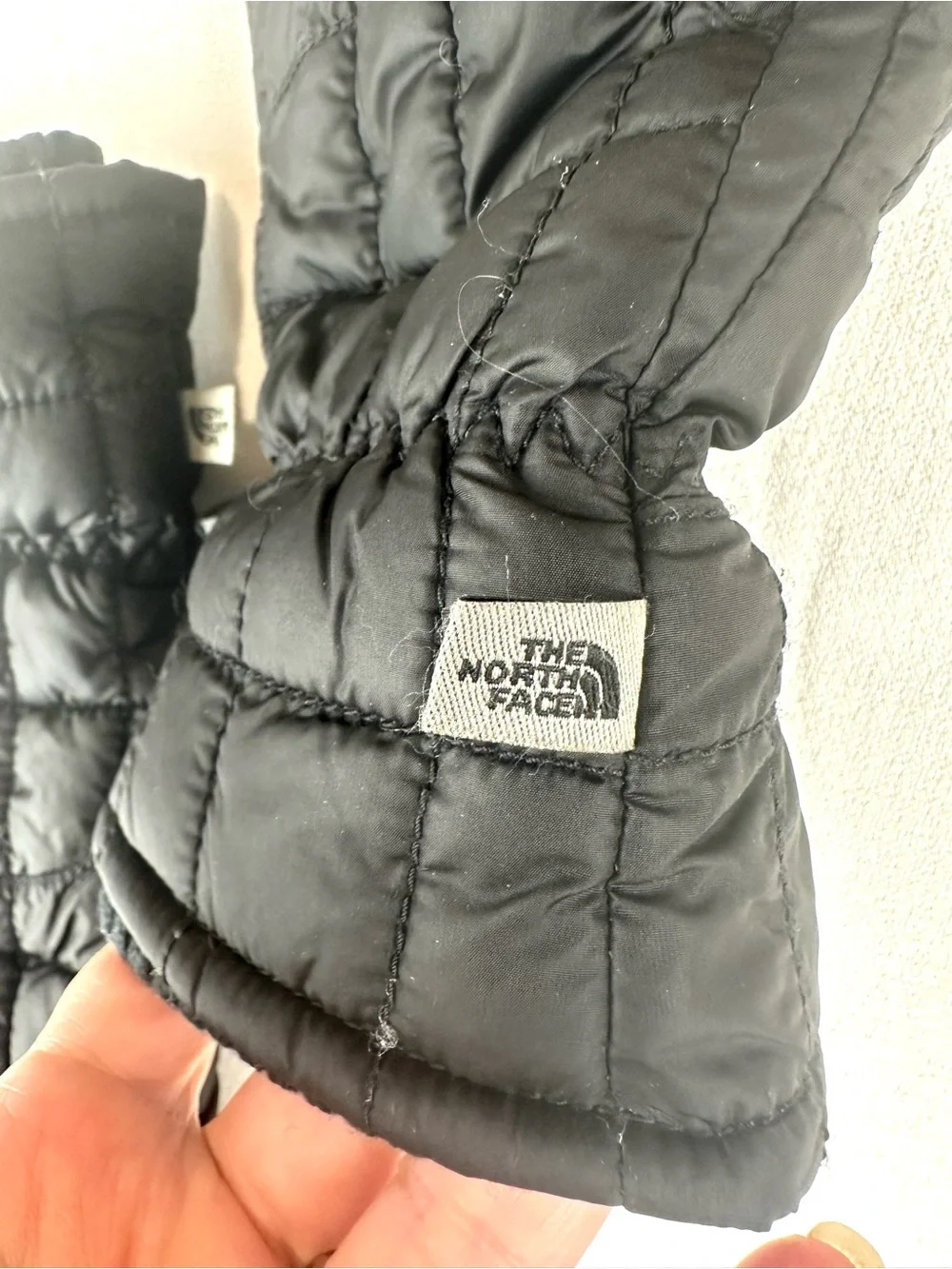 The North Face Quilted Mittens Women's Small Outdoor Cold Weather